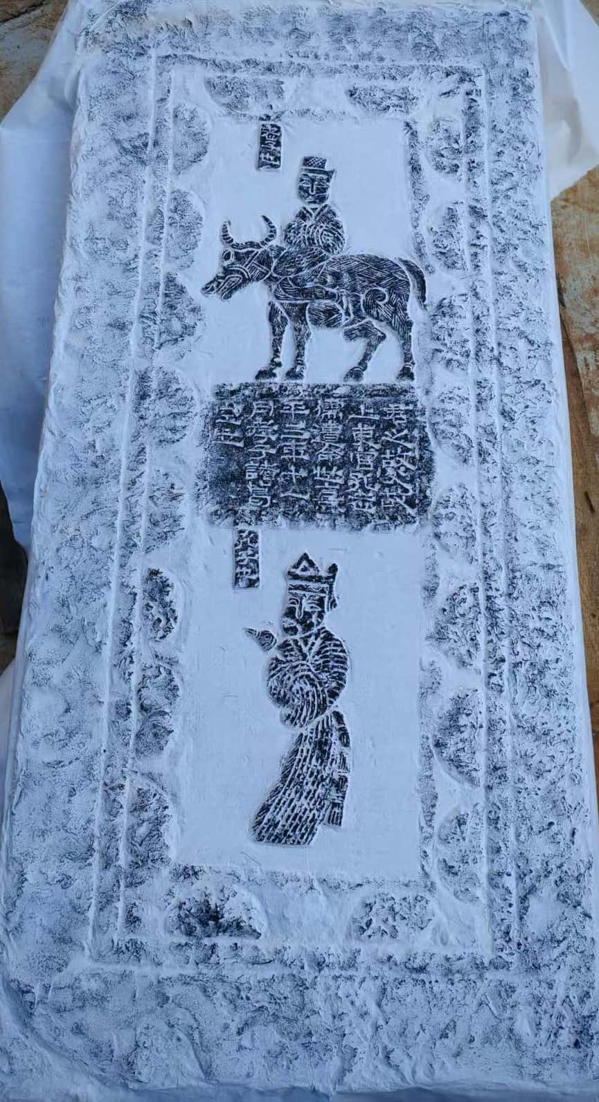 微信图片_20251218145133_186_142_副本.jpg